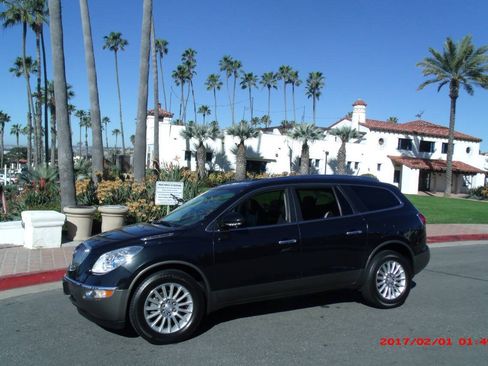 Used 2012 Buick Enclave Leather FWD image 3