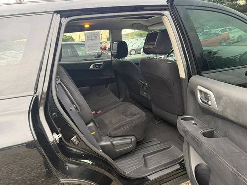Used 2015 Nissan Pathfinder SV w/ Trailer Tow Package AWD/4WD image 29