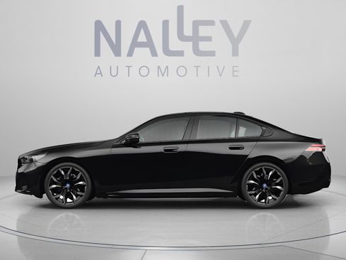 New 2026 BMW i5 eDrive40 w/ M Sport Package RWD image 2