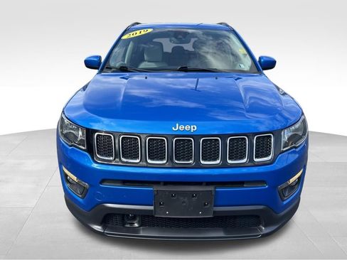 Used 2019 Jeep Compass Latitude w/ Cold Weather Group image 8