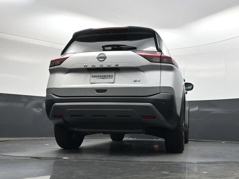 Used 2023 Nissan Rogue SV FWD image 33
