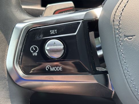 Certified 2023 BMW i7 xDrive60 AWD/4WD image 19