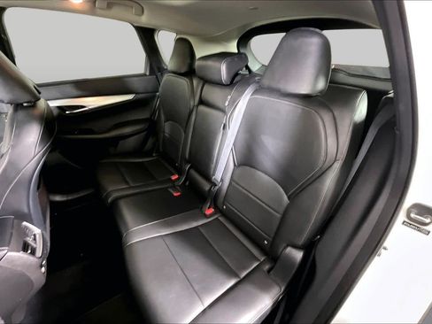 Used 2020 INFINITI QX50 Luxe w/ Navigation Package AWD/4WD image 18