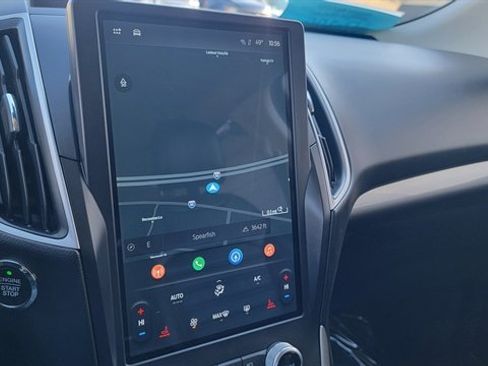 Used 2024 Ford Edge SEL image 30