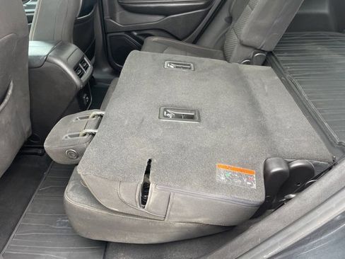 Used 2018 GMC Terrain SLE image 38