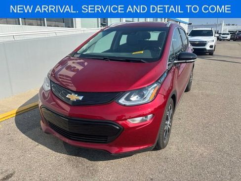 Used 2020 Chevrolet Bolt Premier w/ Infotainment Package FWD image 1