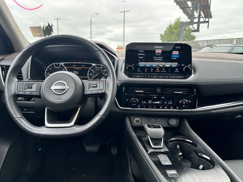 Used 2023 Nissan Rogue SL w/ SL Premium Package FWD image 9