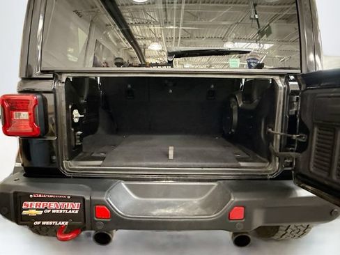 Used 2019 Jeep Wrangler Unlimited Rubicon AWD/4WD image 26