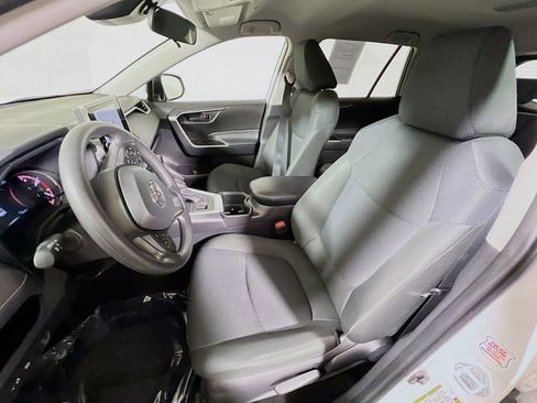 Certified 2025 Toyota RAV4 LE AWD/4WD image 18