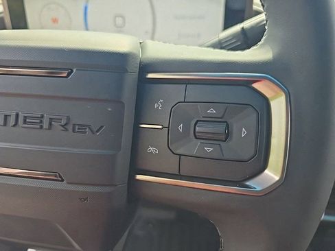 New 2025 GMC Hummer EV 3X image 44