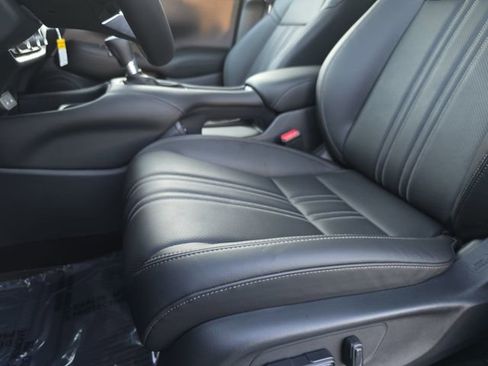 New 2026 Honda HR-V EX-L image 30