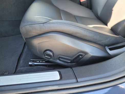 Used 2025 Volvo V60 B5 Cross Country Plus image 10