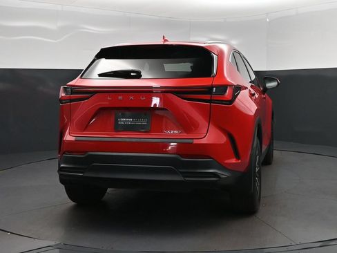 Used 2024 Lexus NX 250 FWD w/ Towing Package (2000 Lbs) image 7