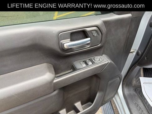 Used 2023 Chevrolet Silverado 1500 Custom AWD/4WD image 14