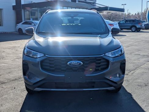Used 2025 Ford Escape ST-Line image 9