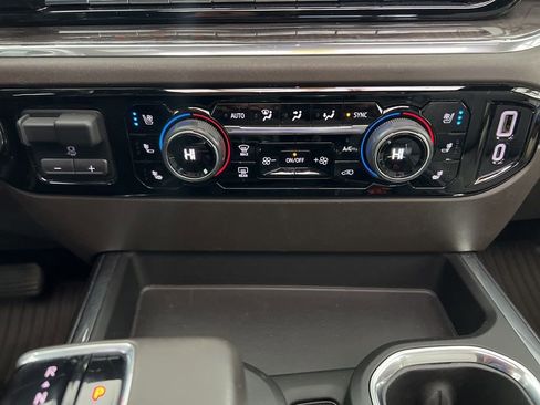 Used 2023 Chevrolet Silverado 1500 LTZ w/ Technology Package image 17