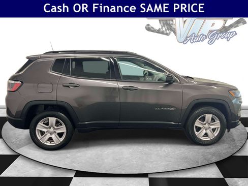 Certified 2022 Jeep Compass Latitude w/ Convenience Group AWD/4WD image 5