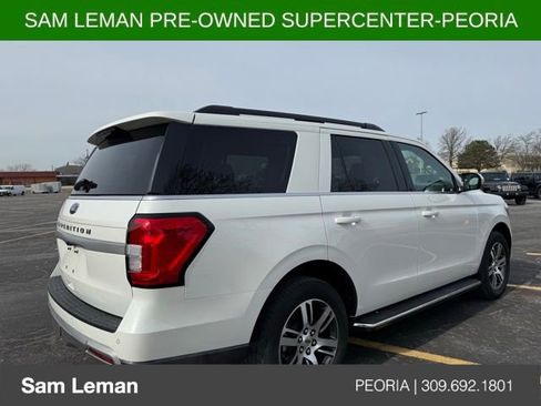 Used 2022 Ford Expedition XLT image 5