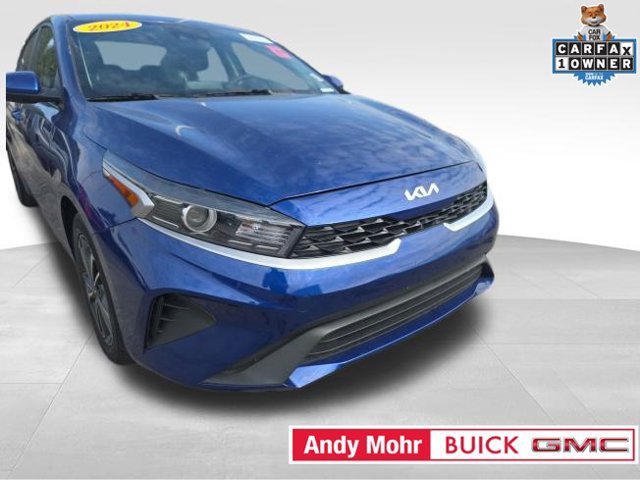 Used 2024 Kia Forte LXS FWD image 2