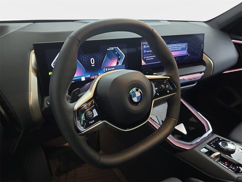 Used 2025 BMW X3 xDrive30i w/ Convenience Package image 19