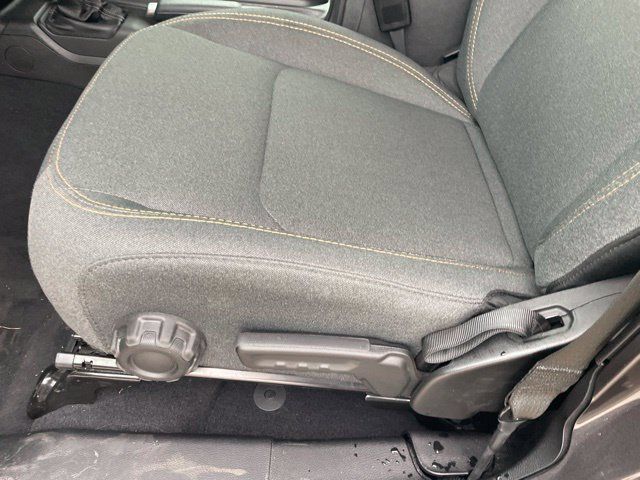 Used 2026 Jeep Wrangler Unlimited Sahara AWD/4WD image 6