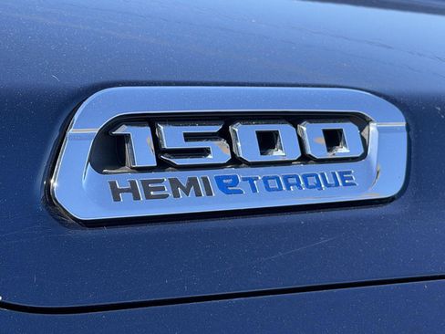 Used 2023 RAM 1500 Limited w/ Body Color Bumper Group AWD/4WD image 26