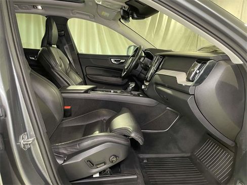 Used 2021 Volvo XC60 T5 Inscription w/ Protection Package Premier image 19