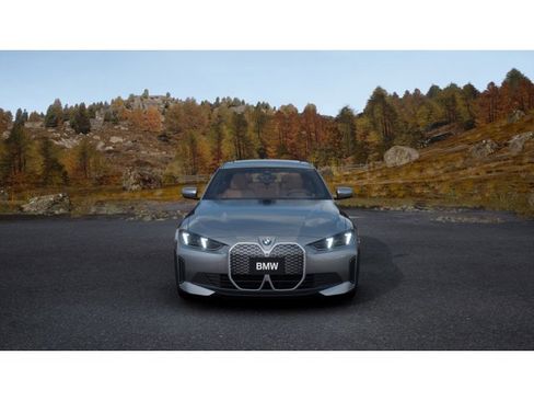 New 2026 BMW i4 eDrive40 image 3