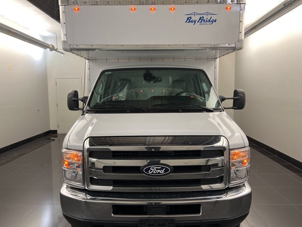 New 2026 Ford E-350 and Econoline 350 Super Duty w/ Power Equipment Group RWD image 2
