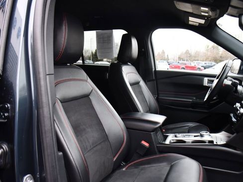 Used 2023 Ford Explorer ST-Line image 16