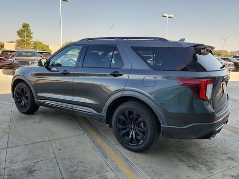 Used 2020 Ford Explorer ST w/ Premium Technology Package AWD/4WD image 3