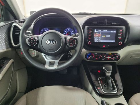 Used 2020 Kia Soul LX FWD image 22