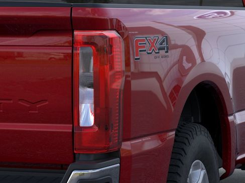 New 2026 Ford F350 XLT w/ FX4 Off-Road Package image 21