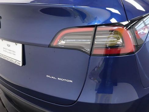Used 2023 Tesla Model Y Long Range AWD/4WD image 14