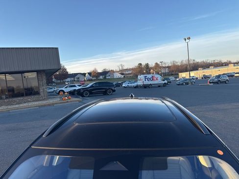 New 2026 Lincoln Nautilus Reserve w/ Jet Appearance Package image 9