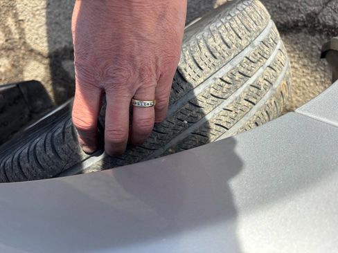 Used 2010 Nissan Versa 1.8 S image 15