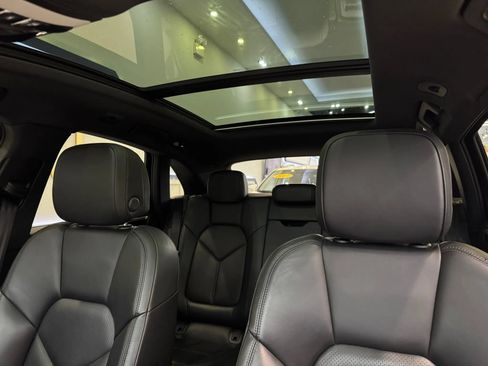 Used 2021 Porsche Macan AWD/4WD image 20
