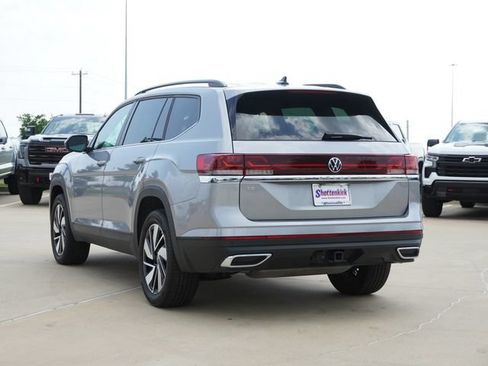 Used 2026 Volkswagen Atlas SE FWD image 7