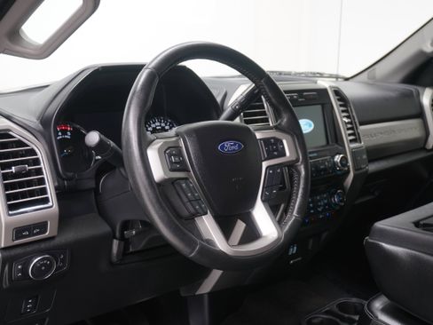 Used 2017 Ford F350 Lariat AWD/4WD image 10