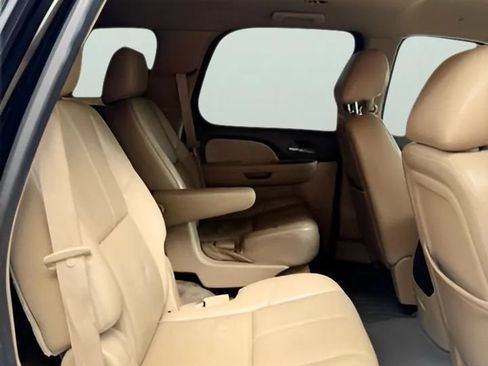 Used 2012 GMC Yukon SLT w/ SLT-2 Equipment Package RWD image 24