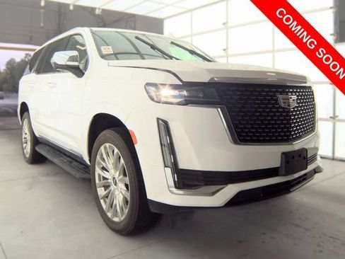 Used 2023 Cadillac Escalade Premium Luxury AWD/4WD image 4