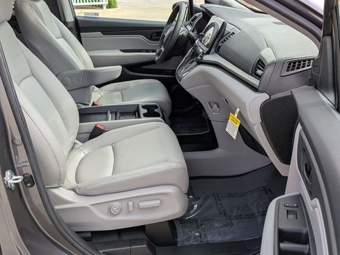 Used 2024 Honda Odyssey EX-L image 30