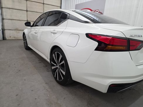 Used 2019 Nissan Altima 2.5 SR image 12