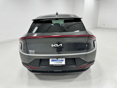 Used 2024 Kia EV6 Light image 9