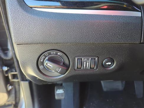 Used 2022 Chrysler 300 S image 14