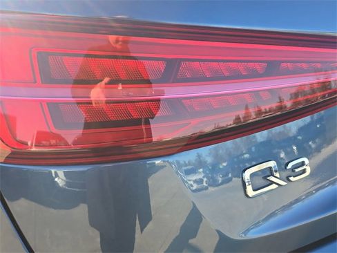 Used 2017 Audi Q3 2.0T Premium image 37