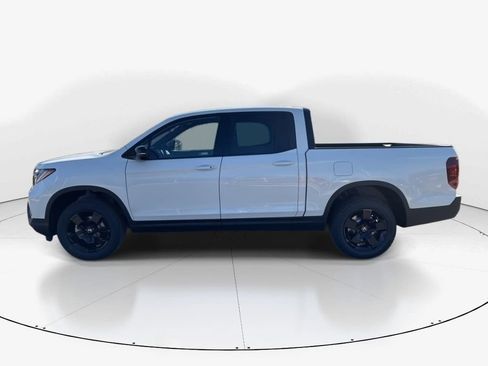 New 2026 Honda Ridgeline Black Edition image 8