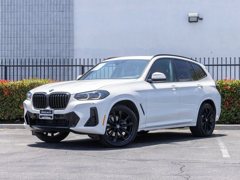 Used 2023 BMW X3 xDrive30i w/ M Sport Package AWD/4WD image 3