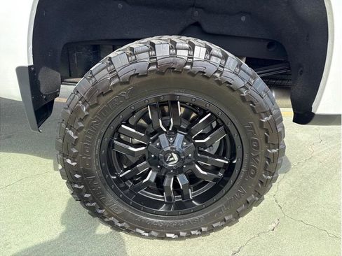 Used 2020 Chevrolet Silverado 1500 LT Trail Boss image 21