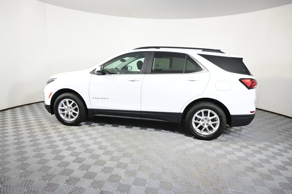 Used 2024 Chevrolet Equinox LT AWD/4WD image 3